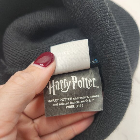 Harry Potter Ravenclaw Blue Beanie Hat Pom Pom Adult Onesize - Picture 4 of 5